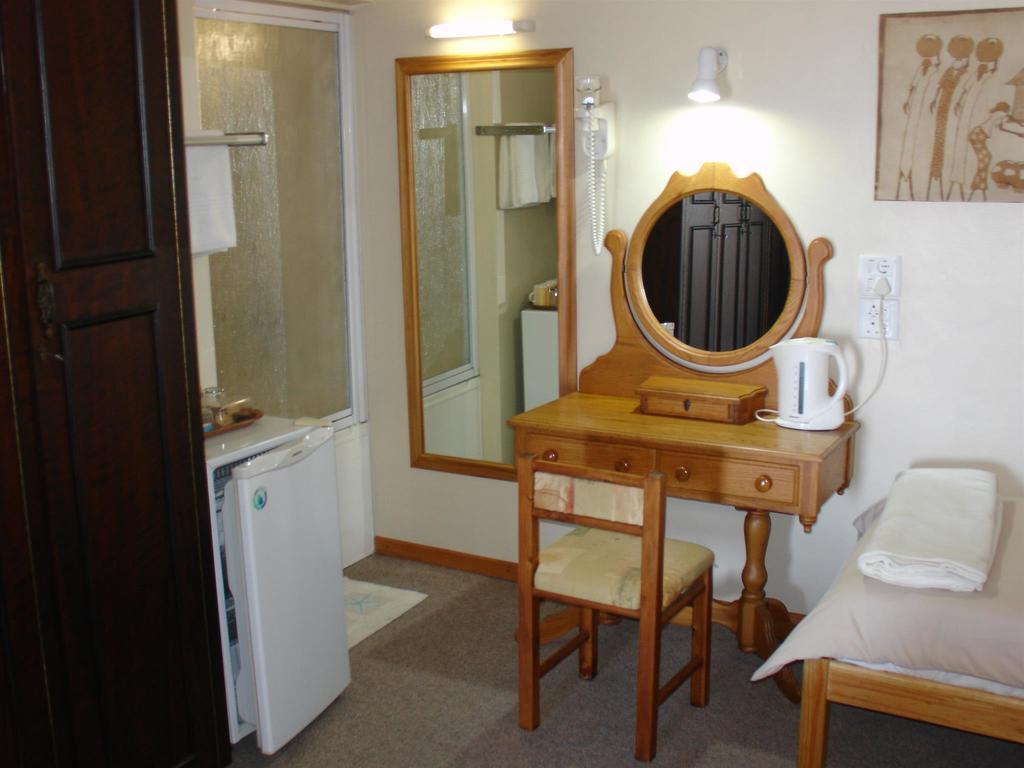 On The Bay Guesthouse Kruisfontein 客房 照片